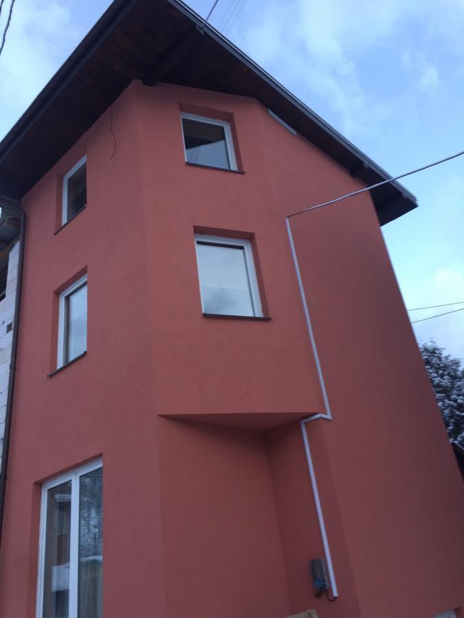 Mini-Hotel Megora Rachiv Exteriér fotografie